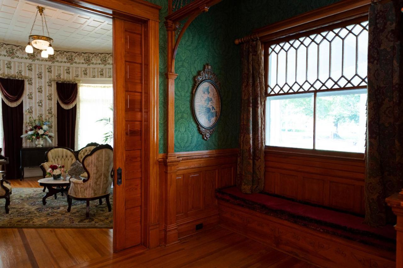Captain Henderson House Hotel Arkadelphia Buitenkant foto