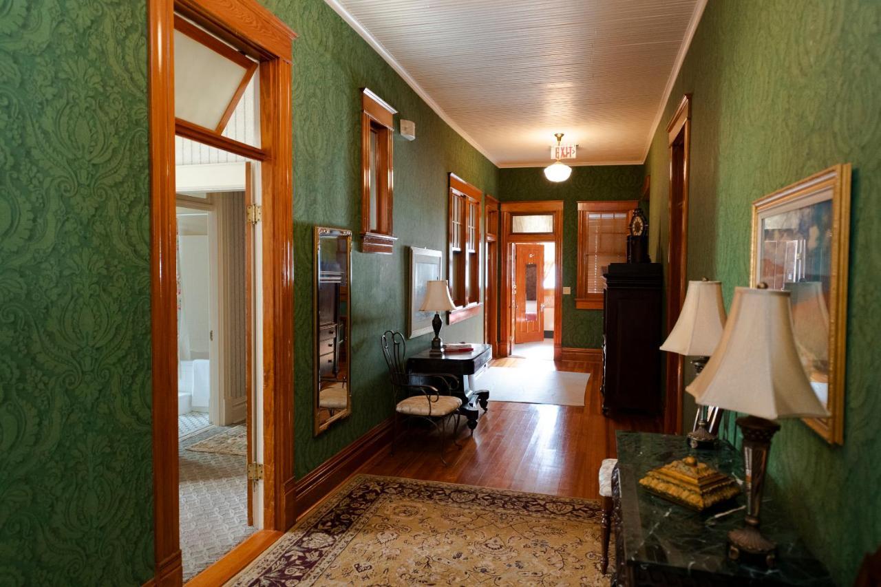 Captain Henderson House Hotel Arkadelphia Buitenkant foto