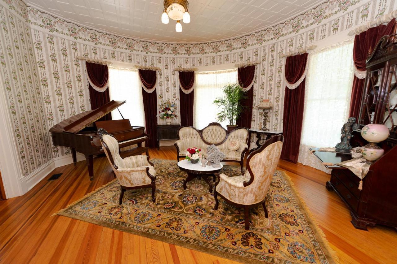Captain Henderson House Hotel Arkadelphia Buitenkant foto