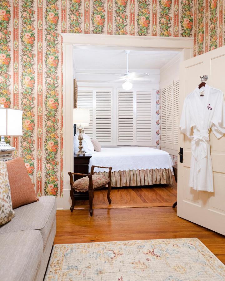 Captain Henderson House Hotel Arkadelphia Kamer foto