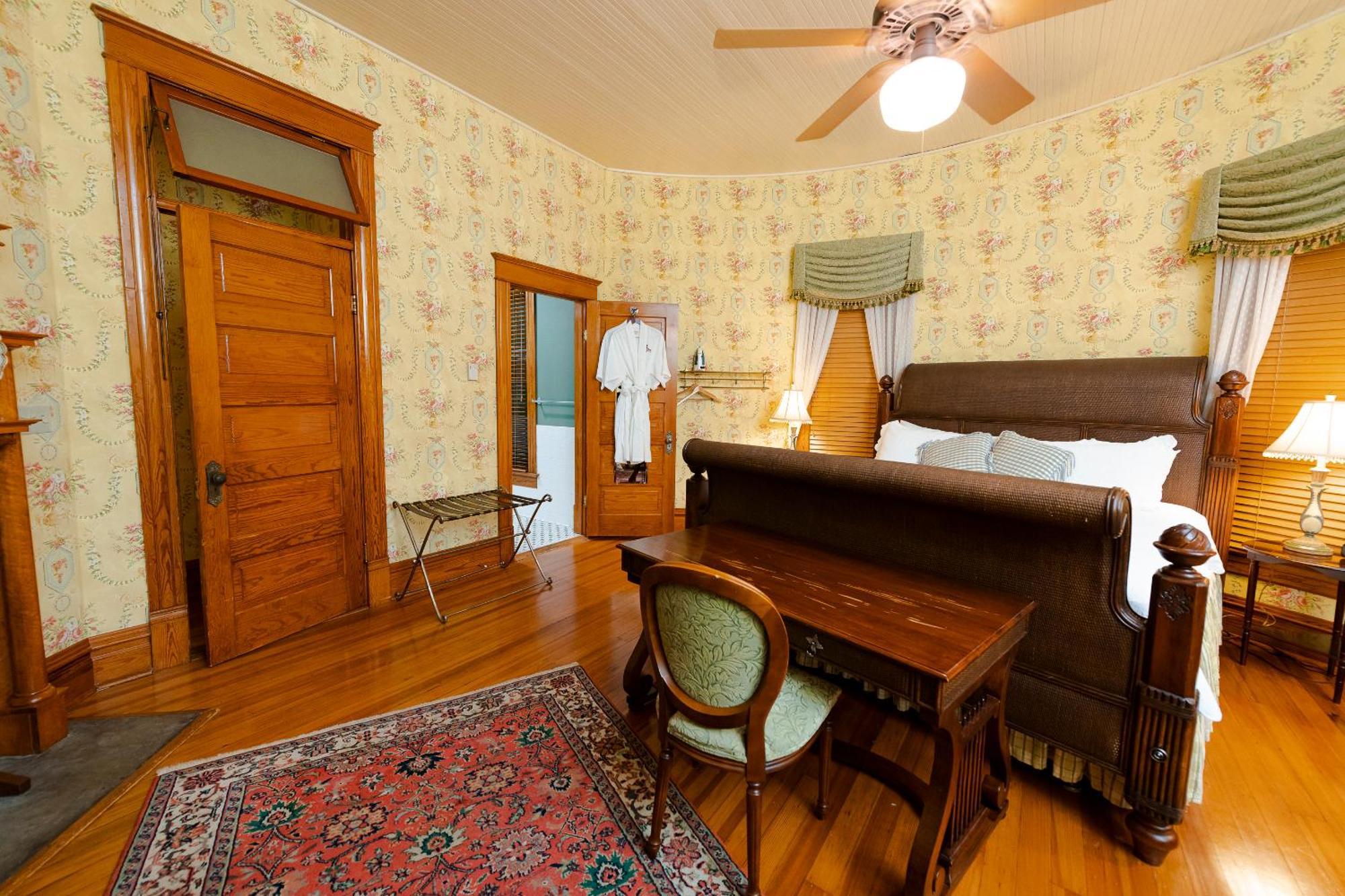 Captain Henderson House Hotel Arkadelphia Kamer foto