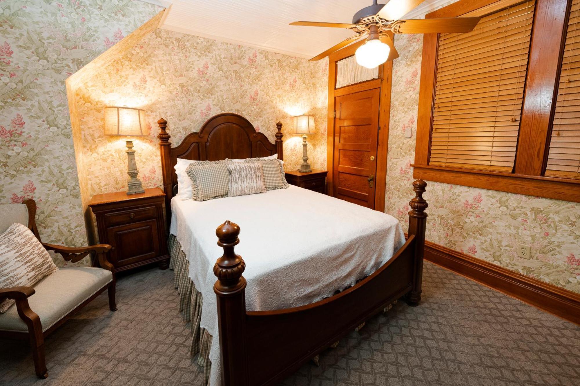 Captain Henderson House Hotel Arkadelphia Kamer foto