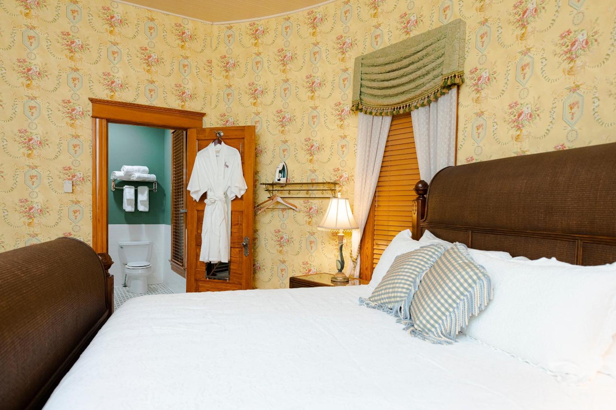 Captain Henderson House Hotel Arkadelphia Kamer foto